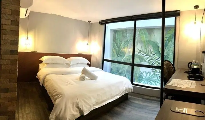 Deluxe Tek Büyük Yataklı Oda