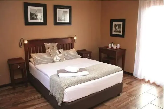 Classic Tek Büyük Yataklı Oda