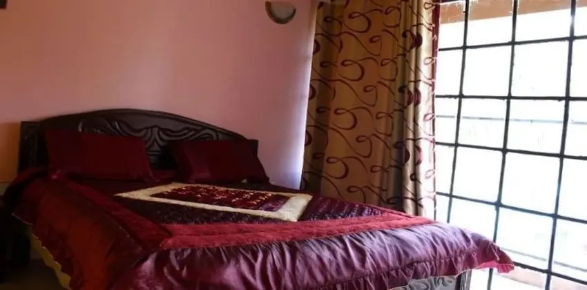 Tek Büyük Yataklı Oda