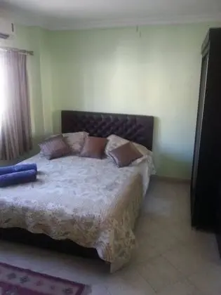 Twin Room with Shared Bathroom
