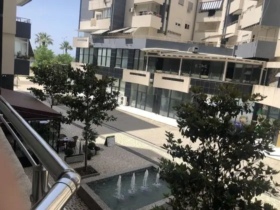 Dört Kişilik Oda, Balkon