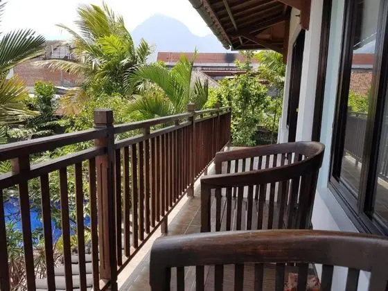 Deluxe Tek Büyük Yataklı Oda, Balkon
