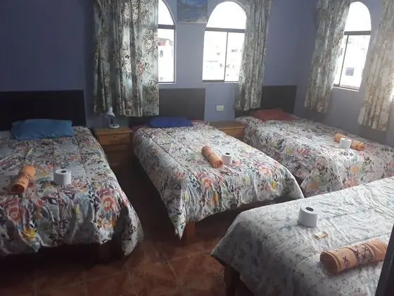 Economy Dört Kişilik Oda, 1 Yatak Odası, Sigara İçilmez (ROOM #1)