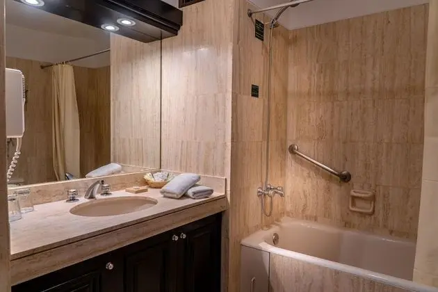 İki Ayrı Yataklı Oda