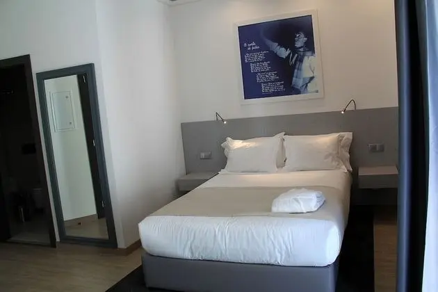 Tek Büyük Yataklı Oda