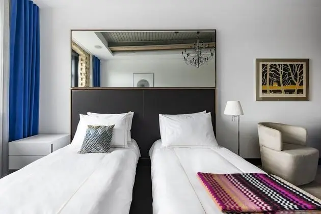 Standard Queen Room