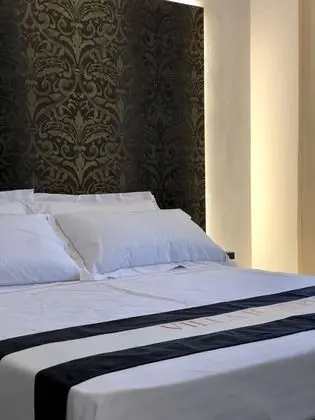 Classic Tek Büyük Yataklı Oda