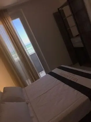 Classic Tek Büyük Yataklı Oda