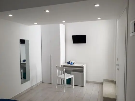 Üç Kişilik Oda, Bahçe Manzaralı