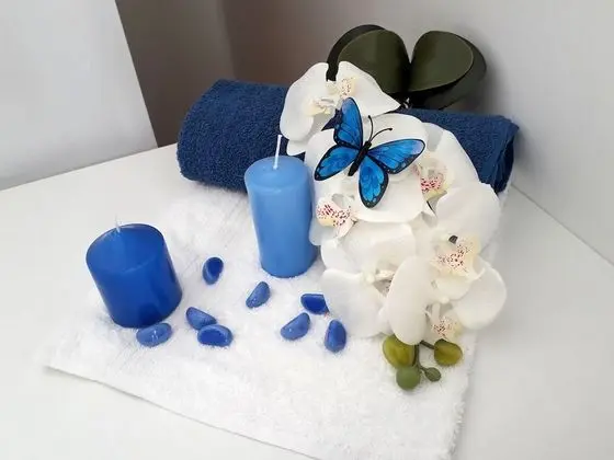 Üç Kişilik Oda, Bahçe Manzaralı