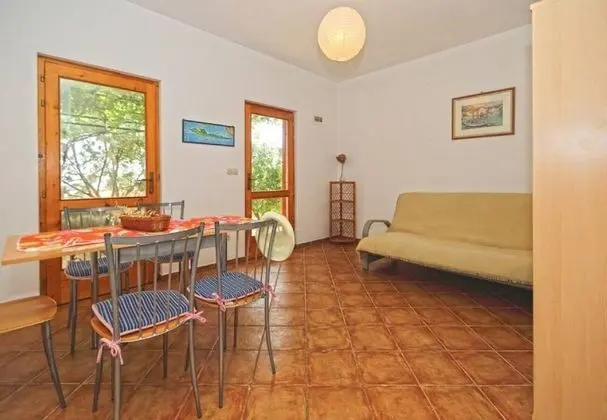 Apart Daire (Josip - 100 m from beach - A1(2+2))