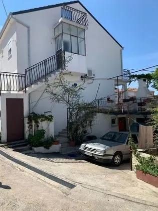 Apart Daire (Josip - with parking - A2(4+1))