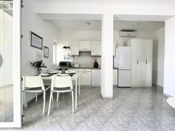 Apart Daire (Josip - sea view - A1(2+2))