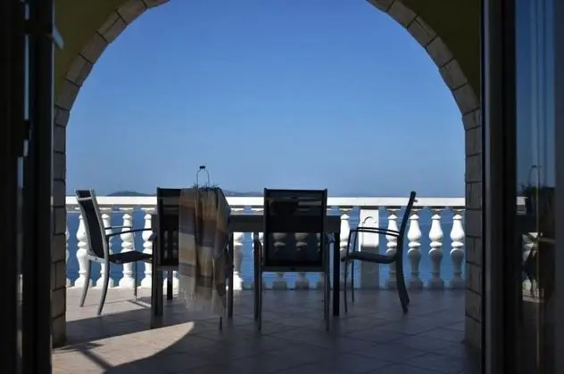 Apart Daire (Josip - sea view - A3(2+2))