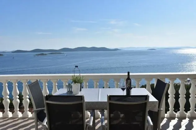 Apart Daire (Josip - sea view - A3(2+2))