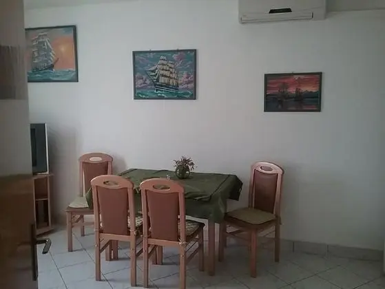 Apart Daire (Josipa  - Old City Apartments - A3(2+)