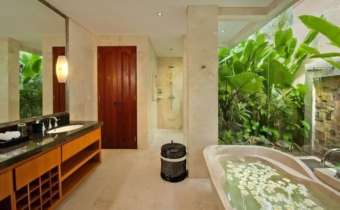 Luxury Villa, 3 Yatak Odası, Havuz Manzaralı