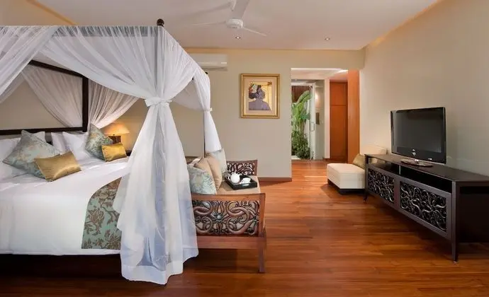 Luxury Villa, 4 Yatak Odası, Havuz Manzaralı