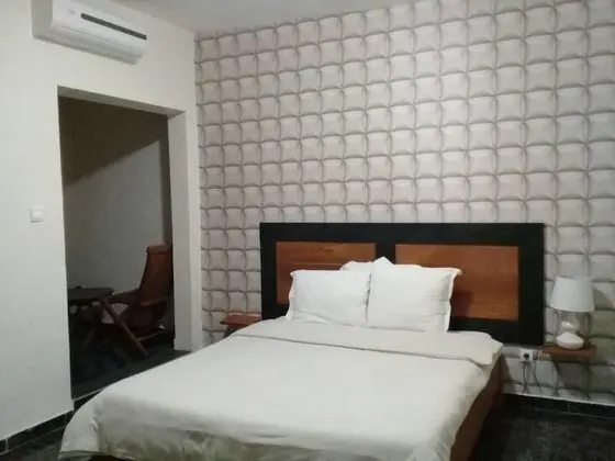Süit, 1 Çift Kişilik Yatak