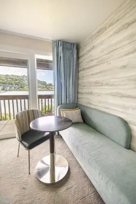 Deluxe Oda, 1 En Büyük (King) Boy Yatak, Nehir Manzaralı