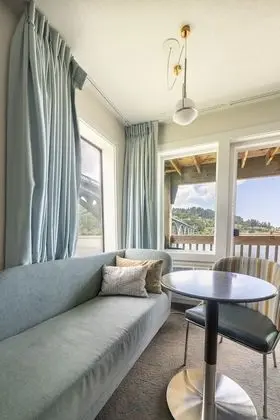 Deluxe Oda, 1 En Büyük (King) Boy Yatak, Nehir Manzaralı