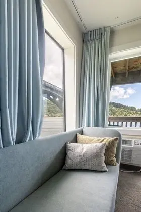 Deluxe Oda, 1 En Büyük (King) Boy Yatak, Nehir Manzaralı