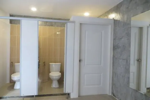 Twin Room with Shared Bathroom