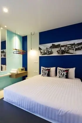 Leisure King Bed Room