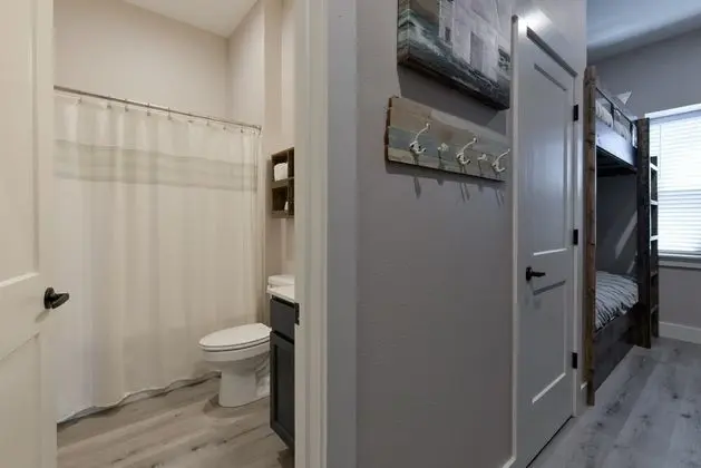 Ev (Journey's Remedy Lite - LAKE View - C)