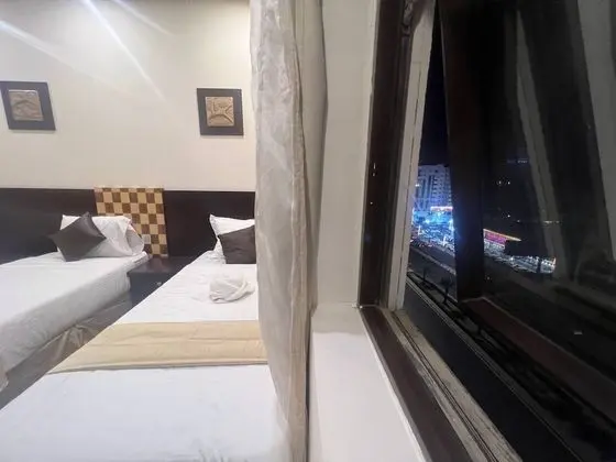 Deluxe Üç Kişilik Oda