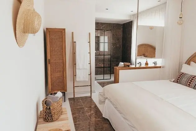 Comfort Tek Büyük Yataklı Oda