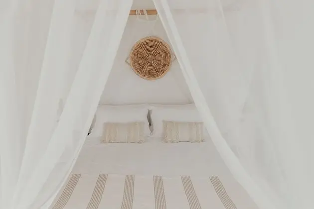 Romantic Tek Büyük Yataklı Oda