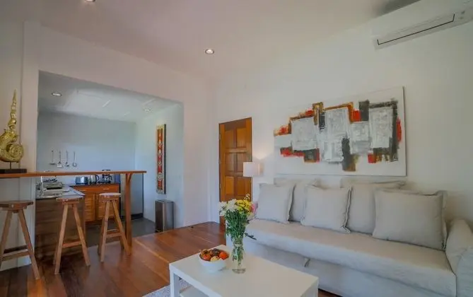 Deluxe Villa, 1 En Büyük (King) Boy Yatak ve Çekyat, Deniz Manzaralı, Bahçeli