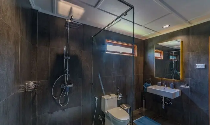 Romantic Villa, 1 En Büyük (King) Boy Yatak ve Çekyat, Deniz Manzaralı, Denize Sıfır