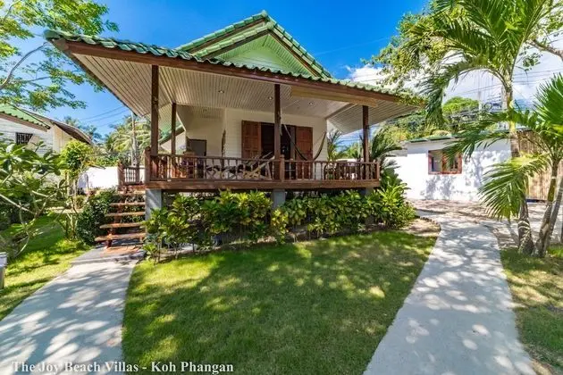 Standard Villa, Deniz Manzaralı, Bahçeli