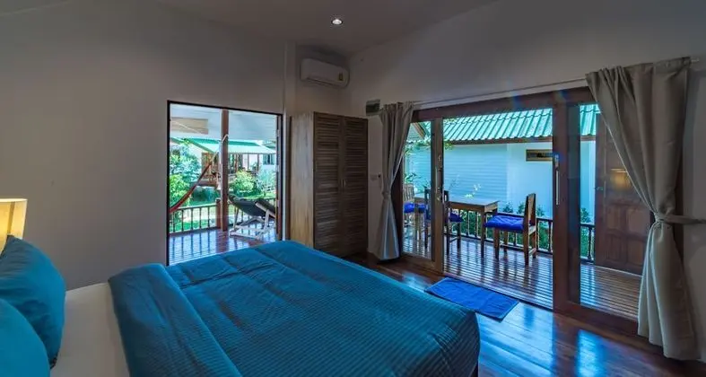 Standard Villa, Deniz Manzaralı, Bahçeli
