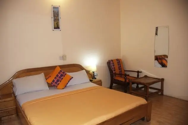 Classic Tek Büyük Yataklı Oda