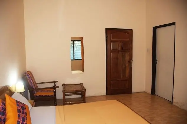 Classic Tek Büyük Yataklı Oda