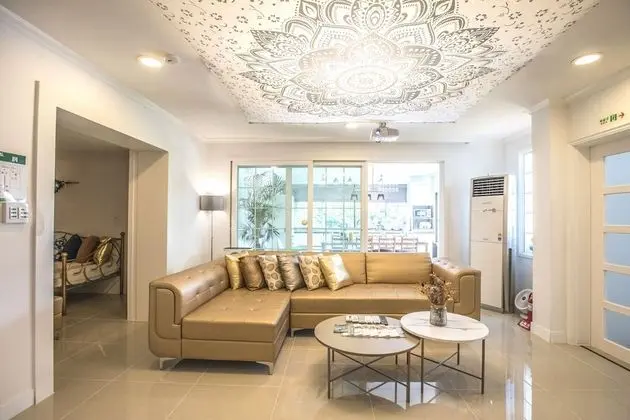 Townhome - Foreigner Only (Urban Oasis near Gyeongbokgung)
