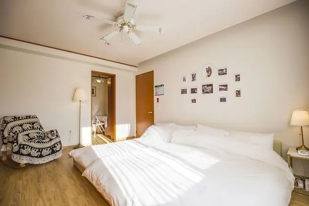 Family Townhome - Foreigner Only, 4 Bedrooms, Balcony, Garden Area(Fabulous Sunlit Heritage Mansion)
