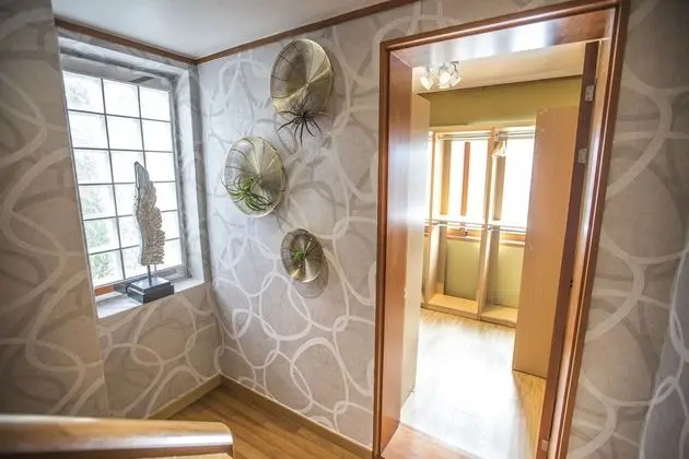 Family Townhome - Foreigner Only, 4 Bedrooms, Balcony, Garden Area(Fabulous Sunlit Heritage Mansion)