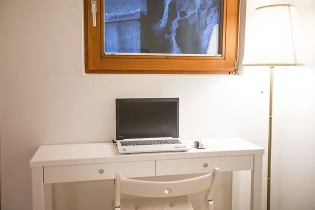 Family Townhome - Foreigner Only, 4 Bedrooms, Balcony, Garden Area(Fabulous Sunlit Heritage Mansion)