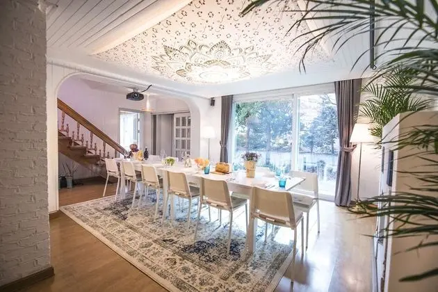 Family House - Foreigner Only, Concierge Service, Garden Area