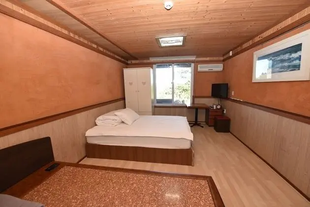 İki Ayrı Yataklı Oda (14 B, No cooking)