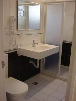 Comfort Dört Kişilik Oda