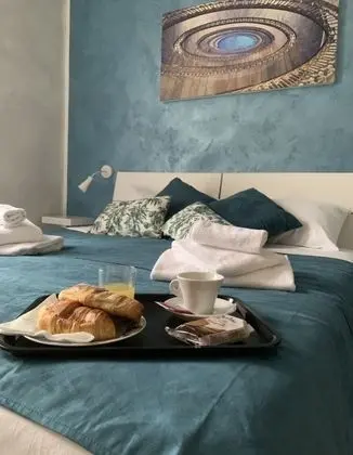 Design Tek Büyük veya İki Ayrı Yataklı Oda