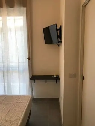 Deluxe Tek Büyük Yataklı Oda, Avlu Manzaralı