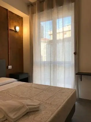 Deluxe Tek Büyük Yataklı Oda, Avlu Manzaralı