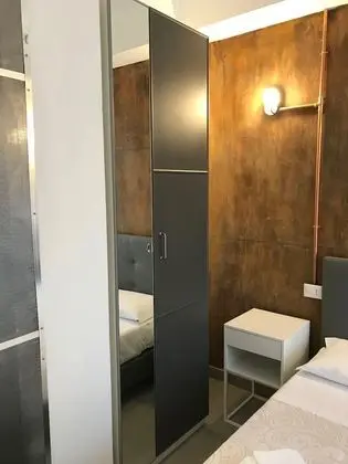 Deluxe Tek Büyük Yataklı Oda, Avlu Manzaralı