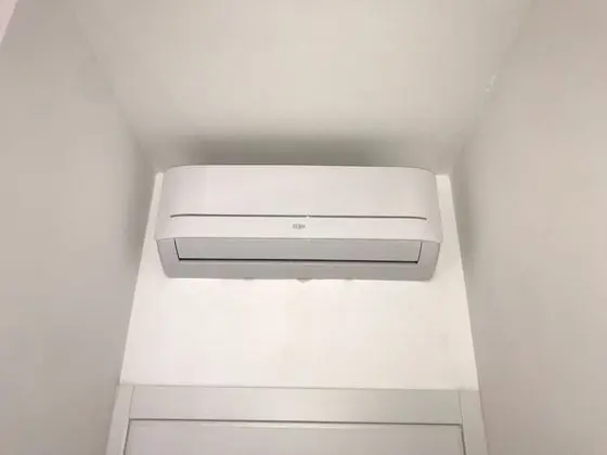 Deluxe Tek Büyük Yataklı Oda, Avlu Manzaralı